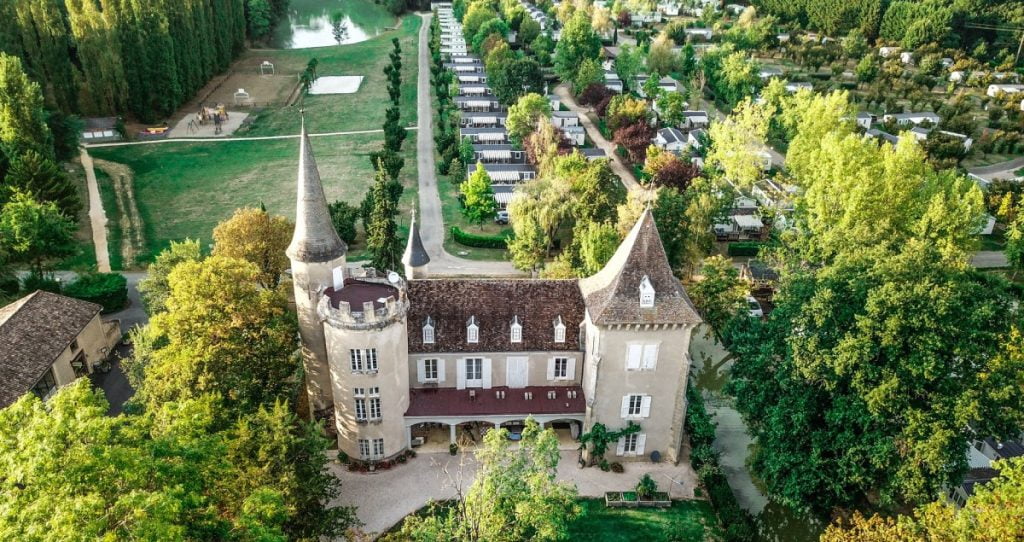 baby and toddler friendly place to stay dordogne