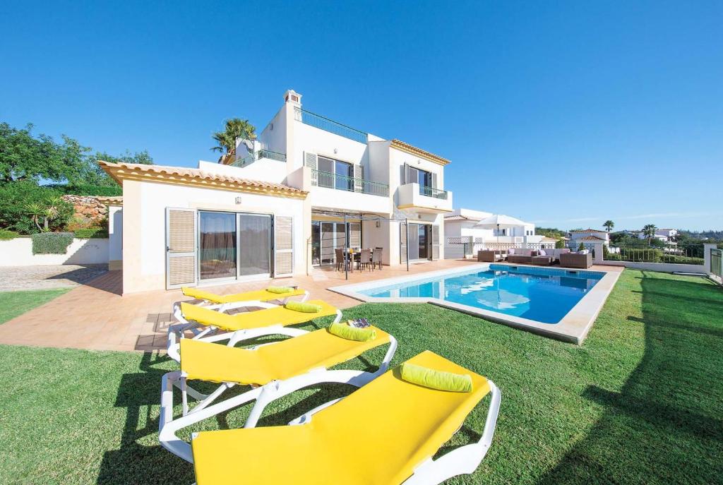 baby and toddler friendly villa portugal