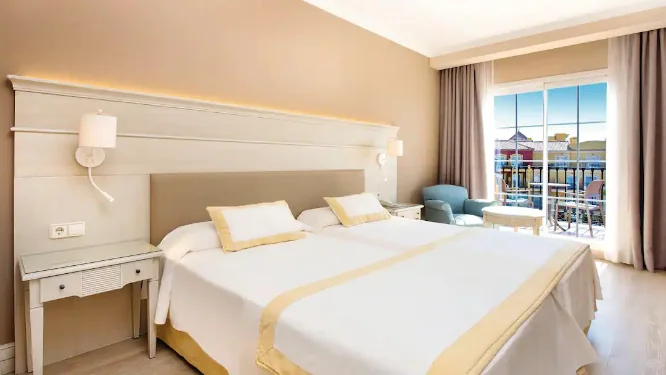 toddler friendly hotel near the beach spain