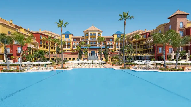 toddler friendly hotel near the beach spain