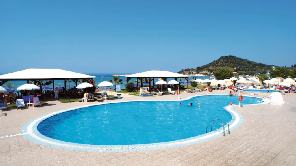 baby friendly hotel greece