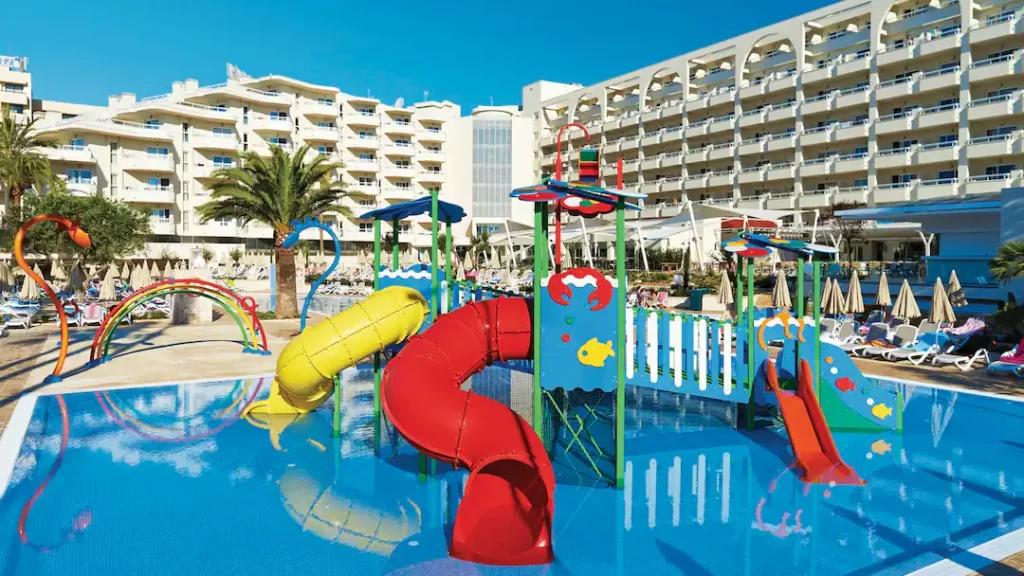 baby and toddler friendly hotel in majorca near a beach