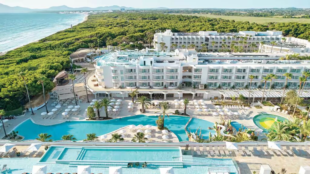 Best Baby & Toddler Friendly Hotels In Majorca Near Gorgeous Beaches