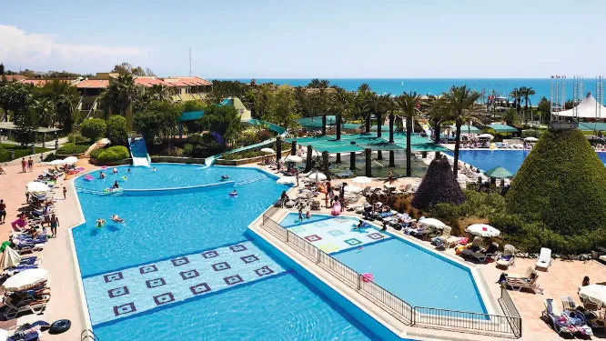 toddler friendly hotel with waterpark turkey