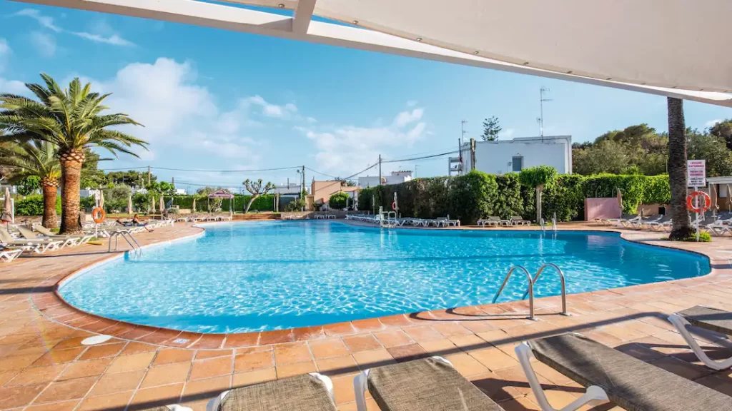 toddler friendly hotel in ibiza with a splash park