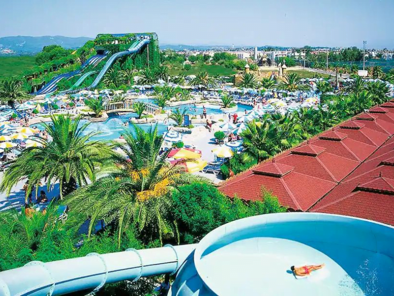 toddler friendly hotel in turkey with a waterpark