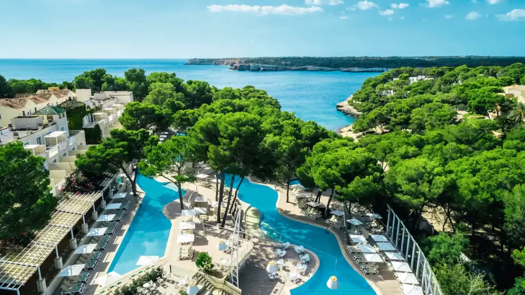 beachfront hotel for toddlers majorca