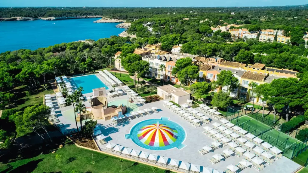 beachfront hotel for toddlers majorca