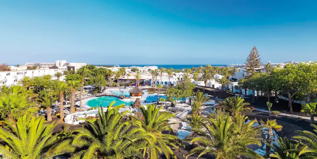 toddler friendly hotel in lanzarote with waterslides