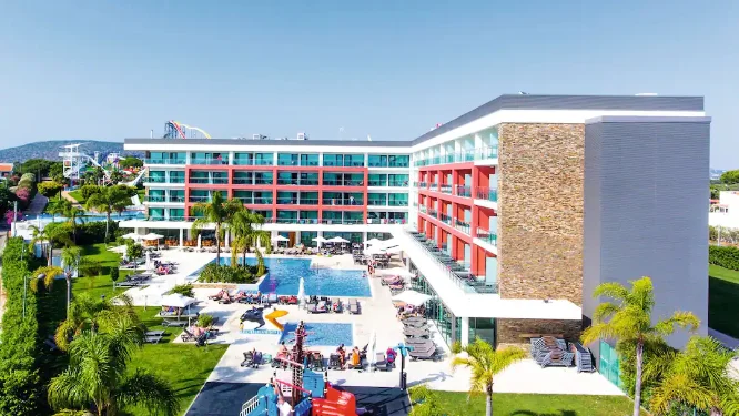 baby and toddler friendly hotel portugal