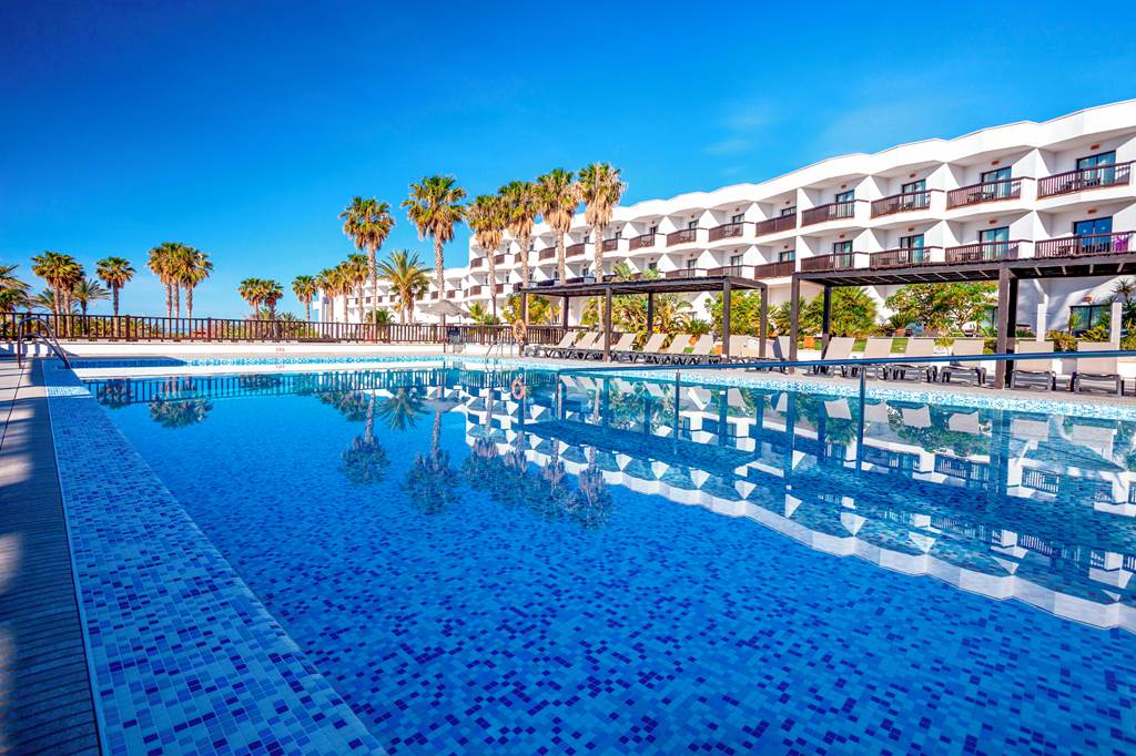 baby and toddler friendly hotel almeria