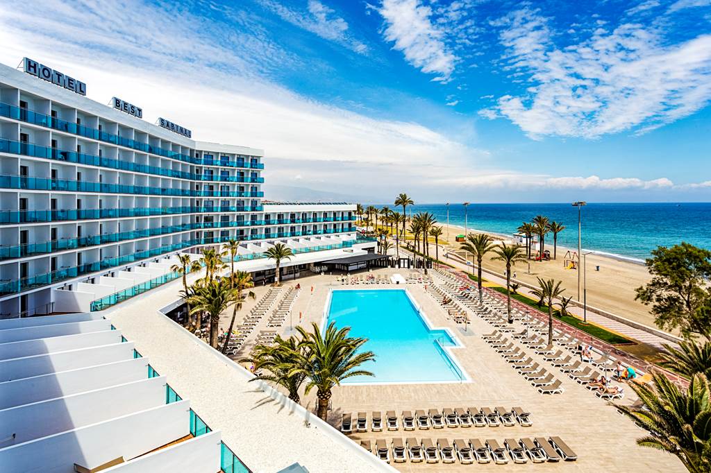 baby and toddler friendly hotel almeria
