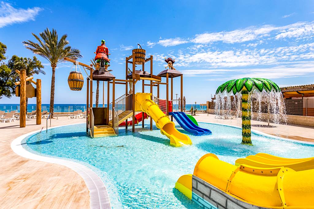 baby and toddler friendly hotel almeria