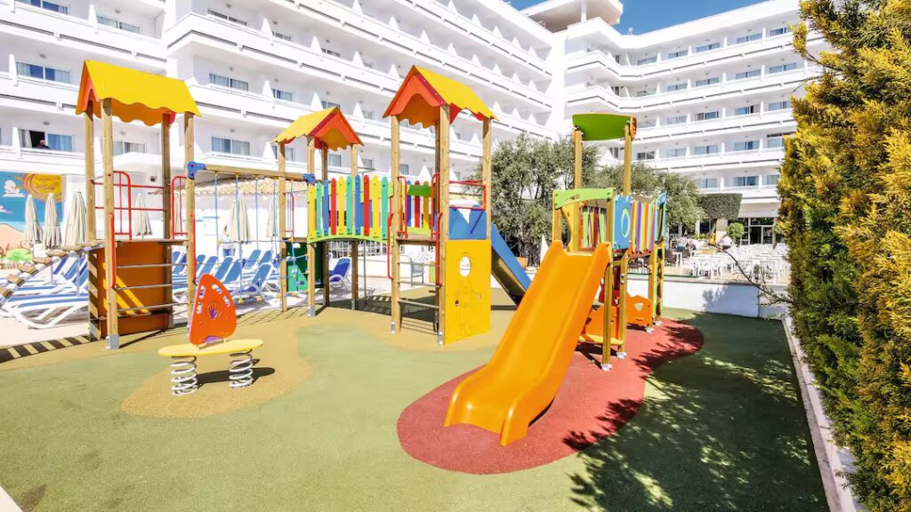 Majorca hotel with a splash park