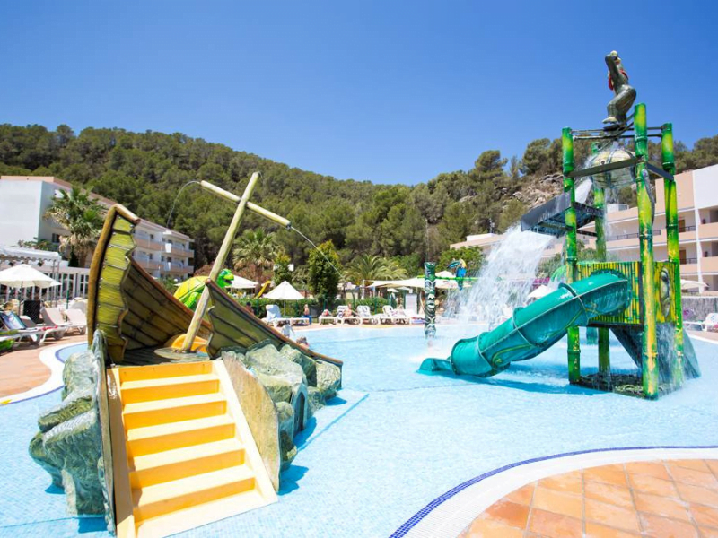 baby and toddler friendly hotel ibiza