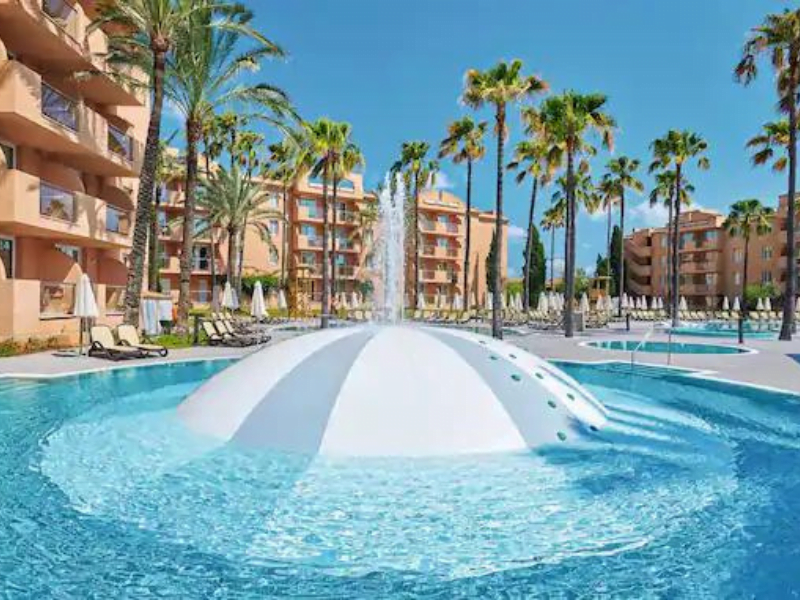 hotels in majorca with splash parks