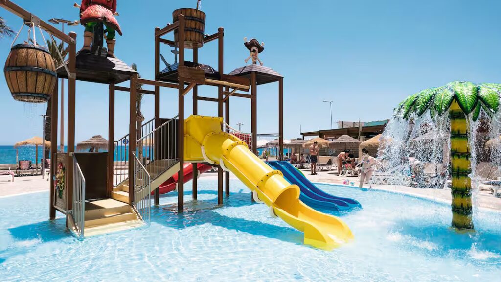 hotels in spain near the beach
