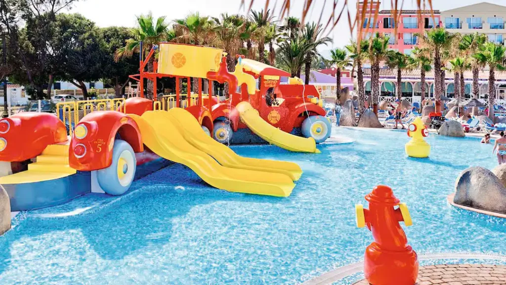 hotels in spain near the beach
