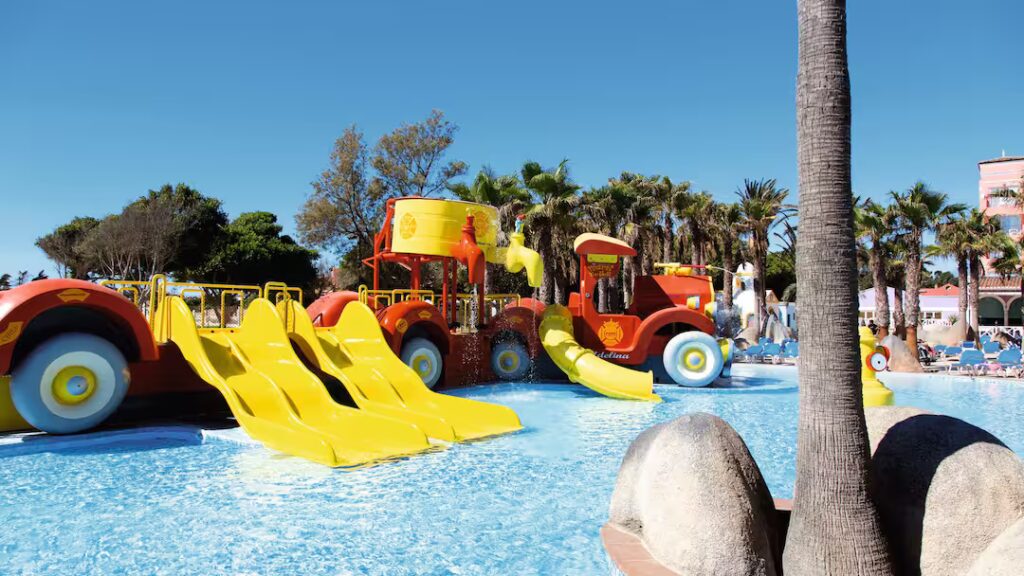 hotels in spain near the beach