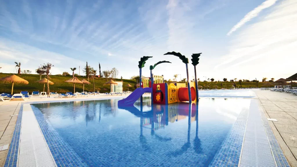 baby friendly hotel portugal