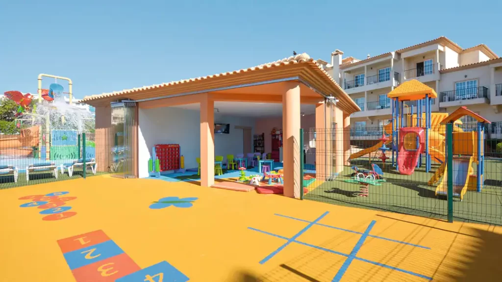 baby friendly hotel portugal