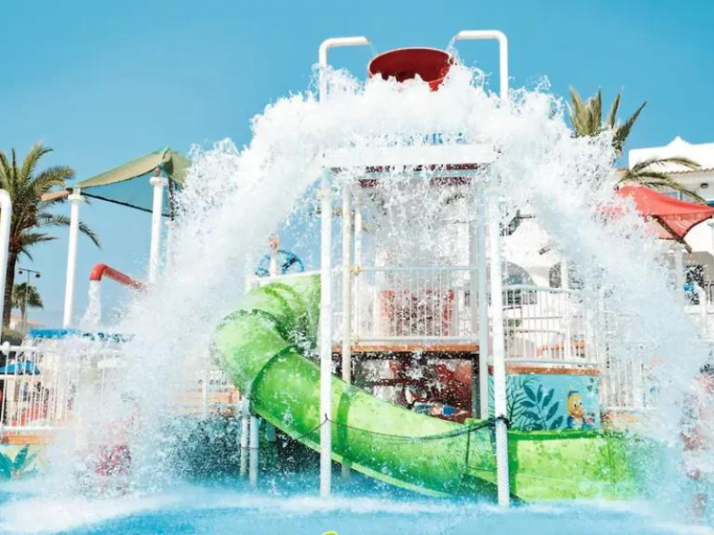 family friendly hotel majorca with waterpark