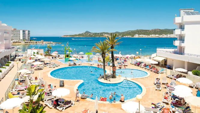 Playa Bella Apartments - 3* Beachfront Apts In Ibiza With Splash Park