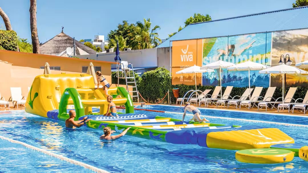 family friendly hotel majorca with swim up room