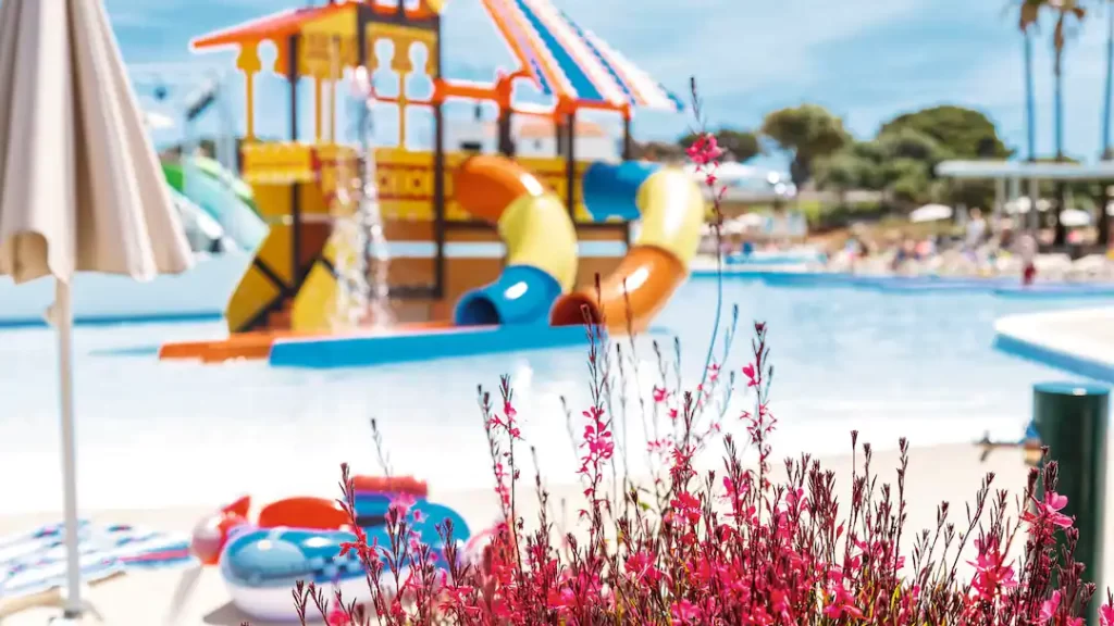 toddler friendly hotel menorca with a splash park