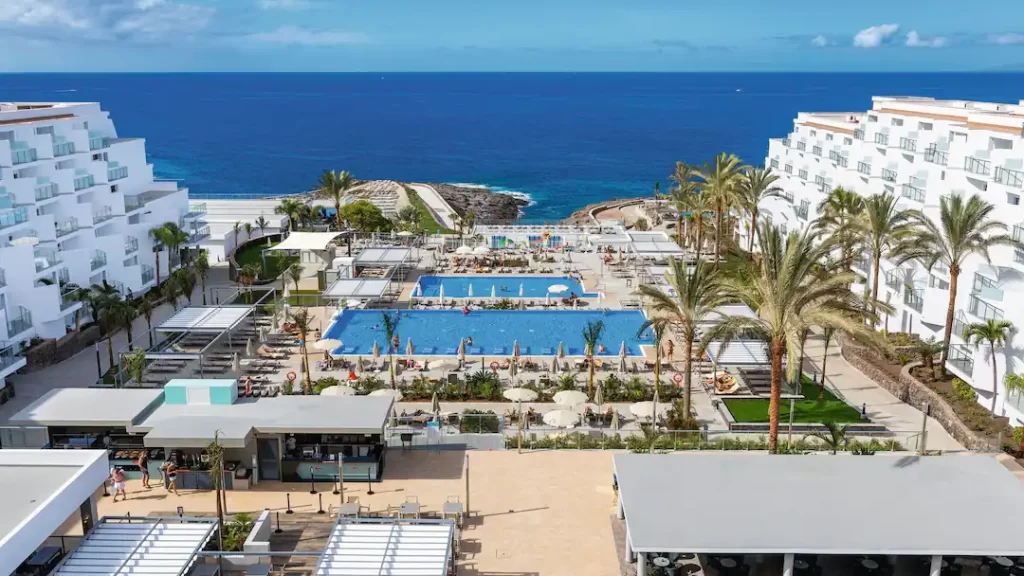 baby friendly hotel canary islands