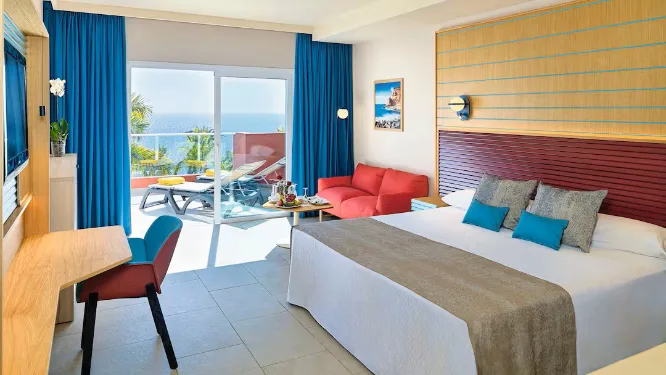 baby friendly hotel tenerife