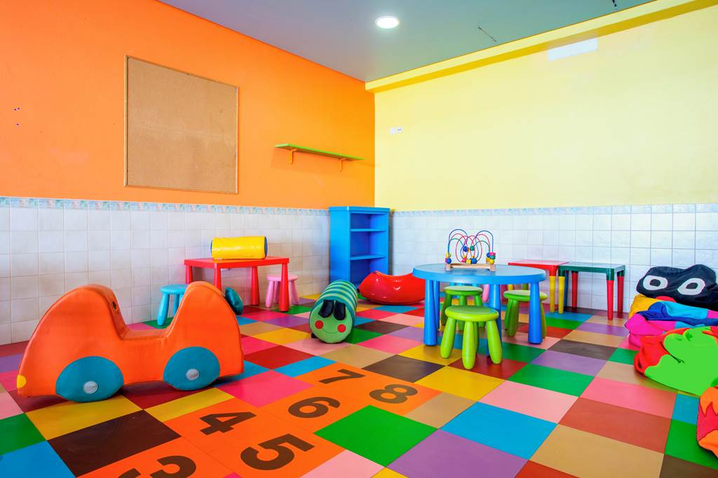 baby and toddler friendly hotel portugal