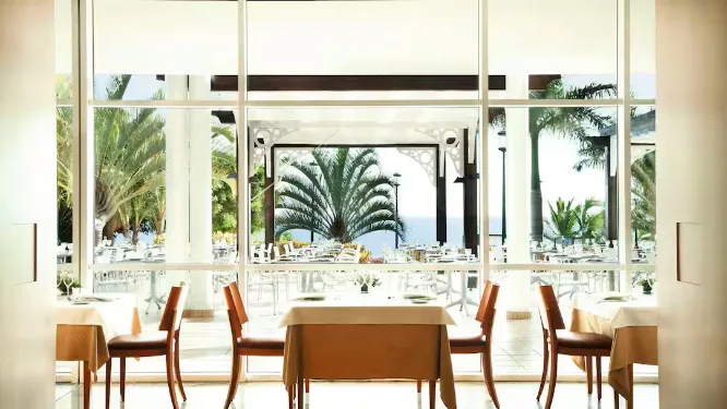 baby friendly hotel tenerife