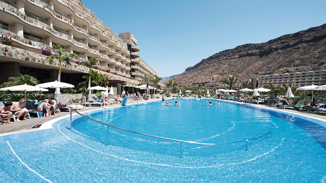 canary island hotels with waterslides