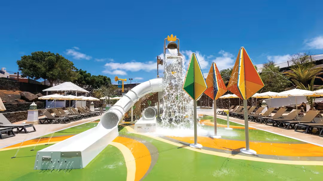 canary islands hotels with waterslides