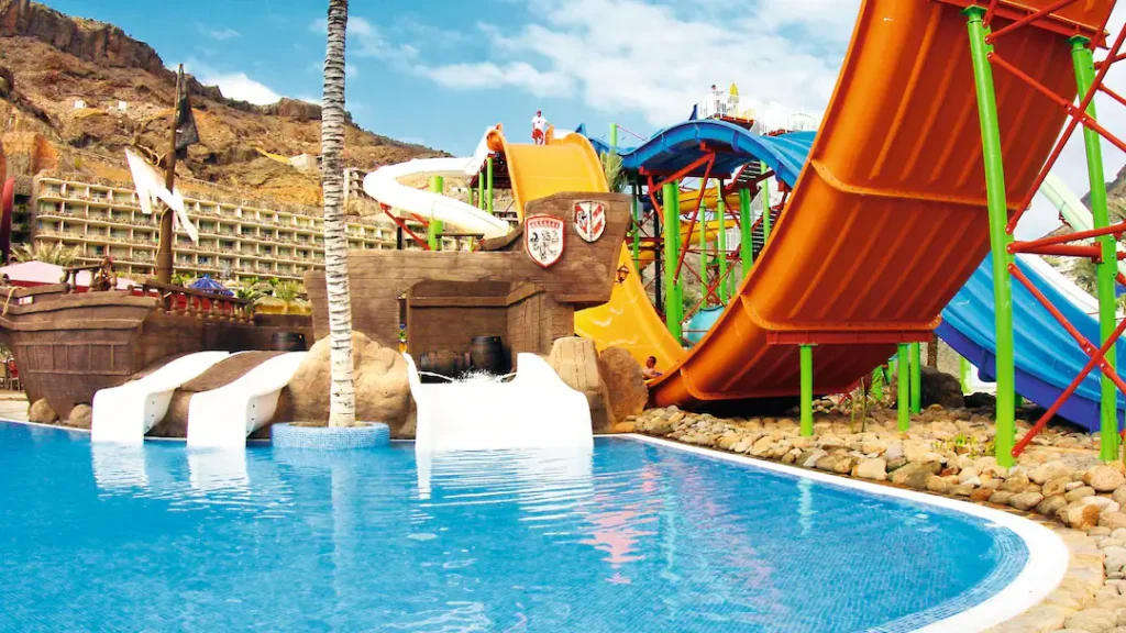 family friendly hotel canary islands with a splash park and waterparks