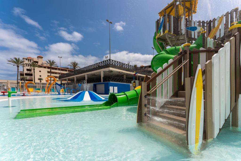 family friendly hotel canary islands with a waterpark 