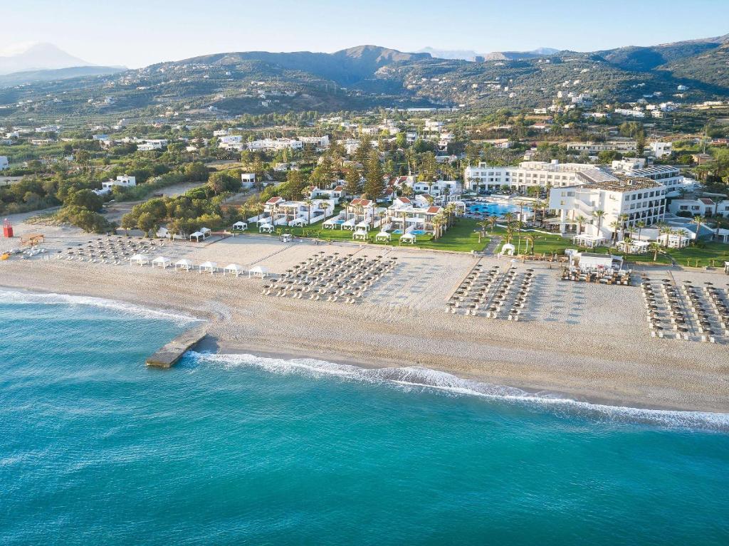 baby and toddler friendly hotel in greece near the beach