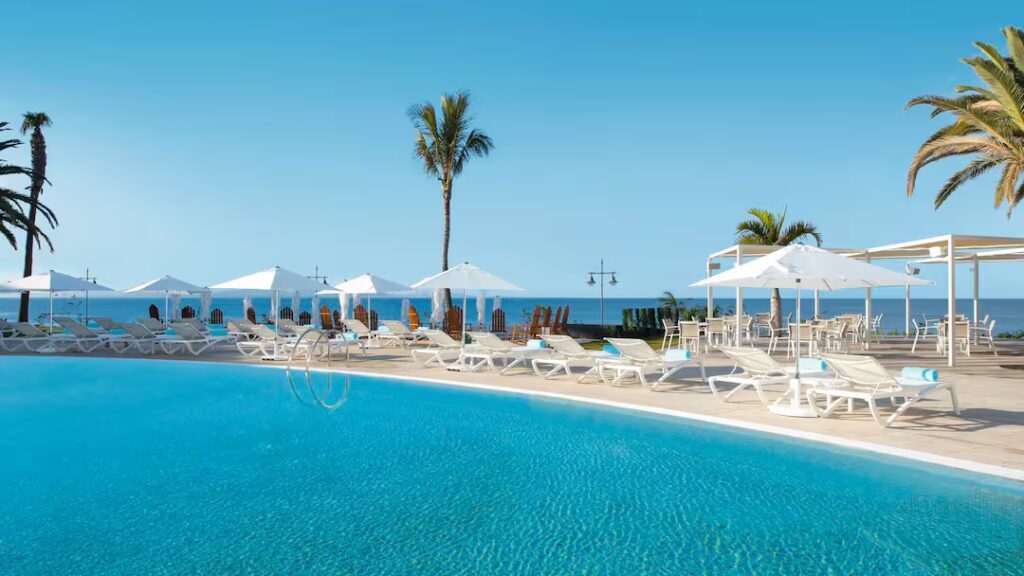 hotel in the canary islands near the beach