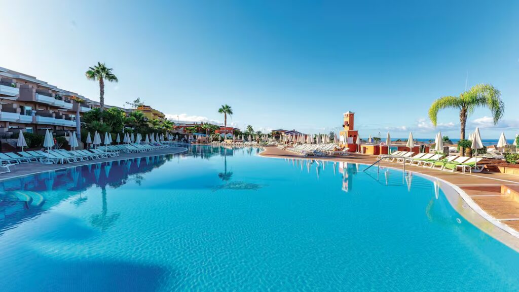 hotel in the canary islands near the beach