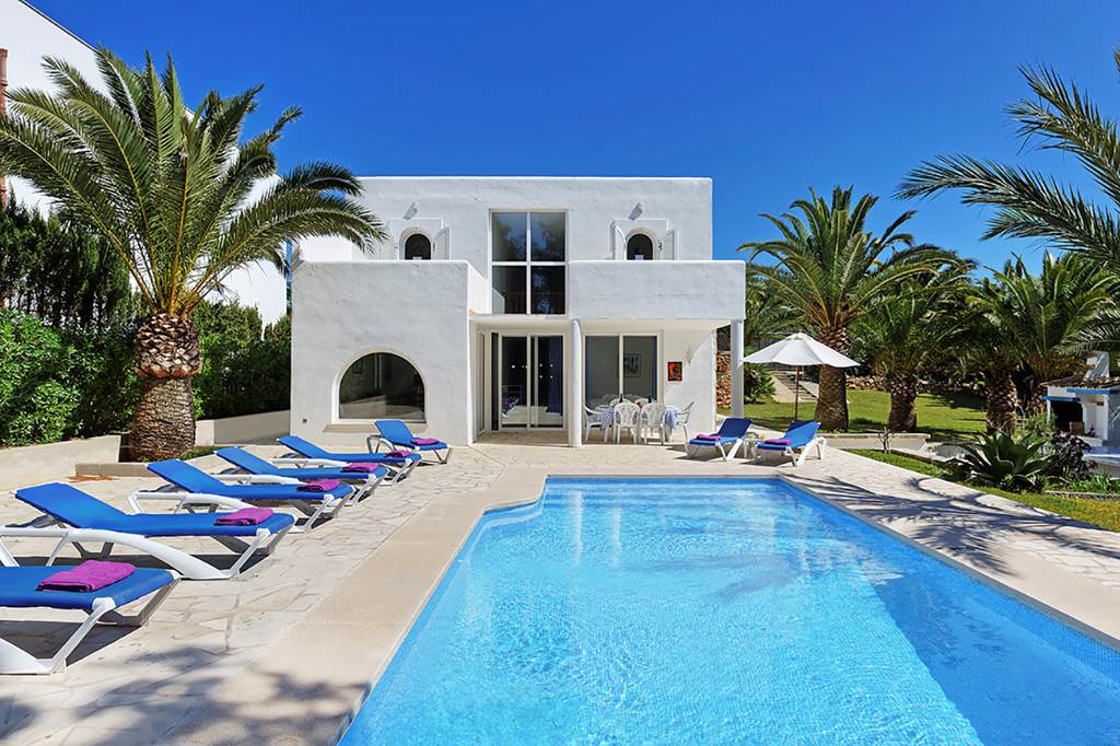 family friendly villa majorca