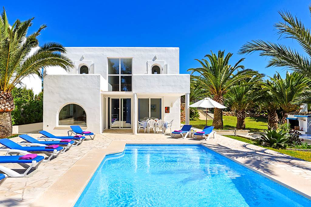 family friendly villa majorca