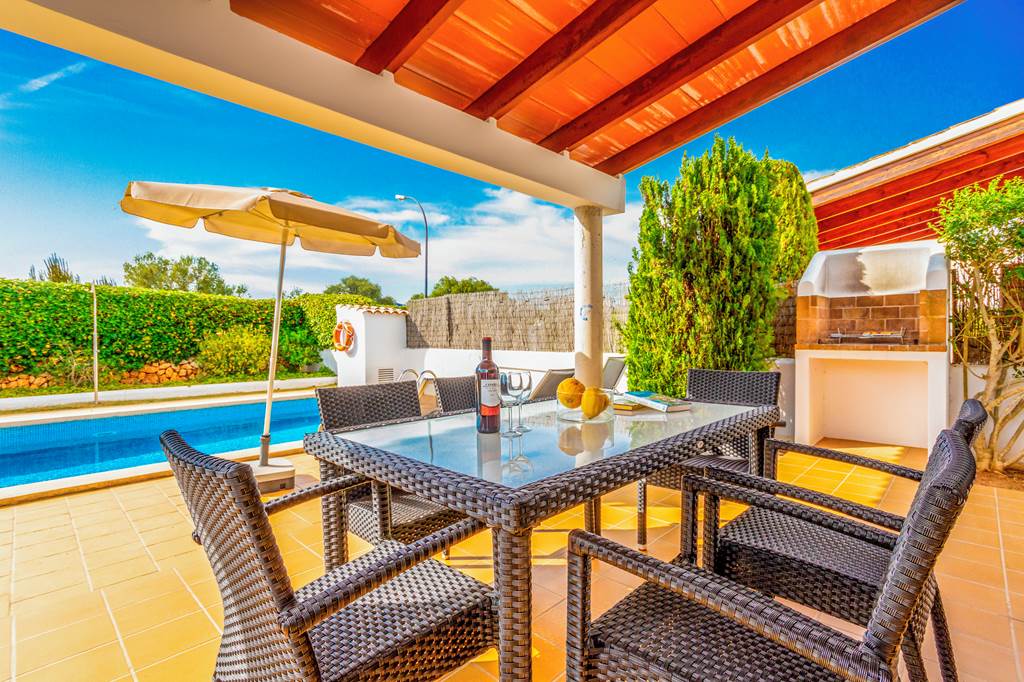 family friendly villa majorca