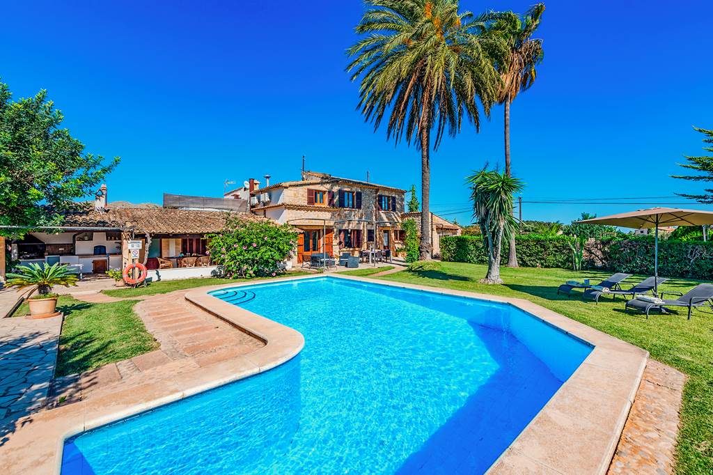 family friendly villa majorca