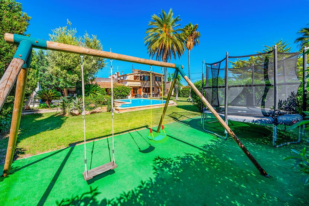 family friendly villa majorca