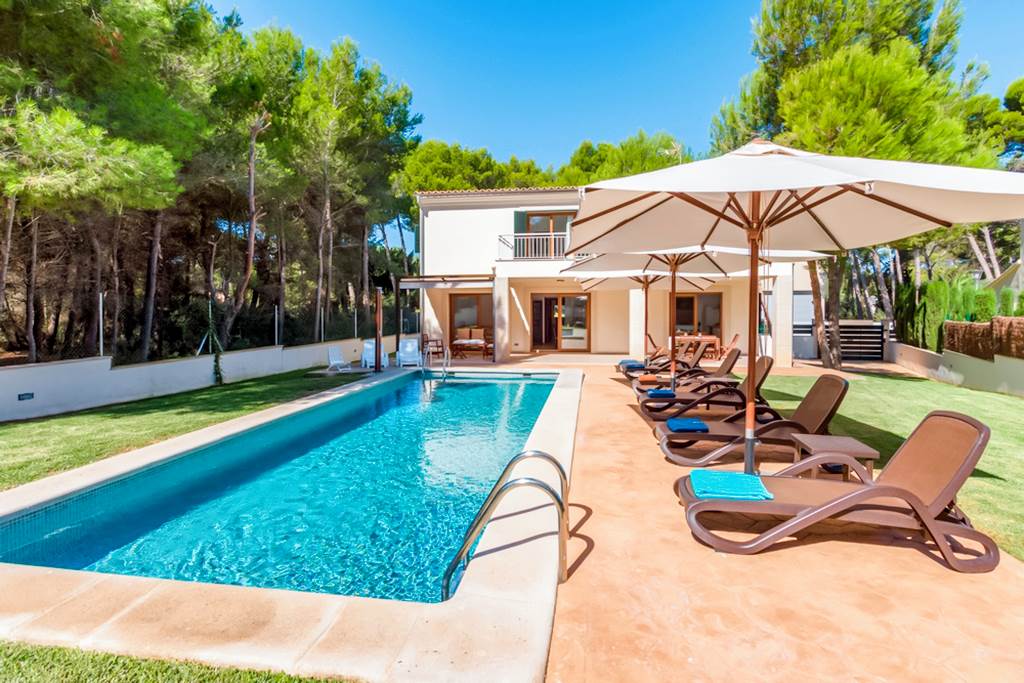 family friendly villa majorca