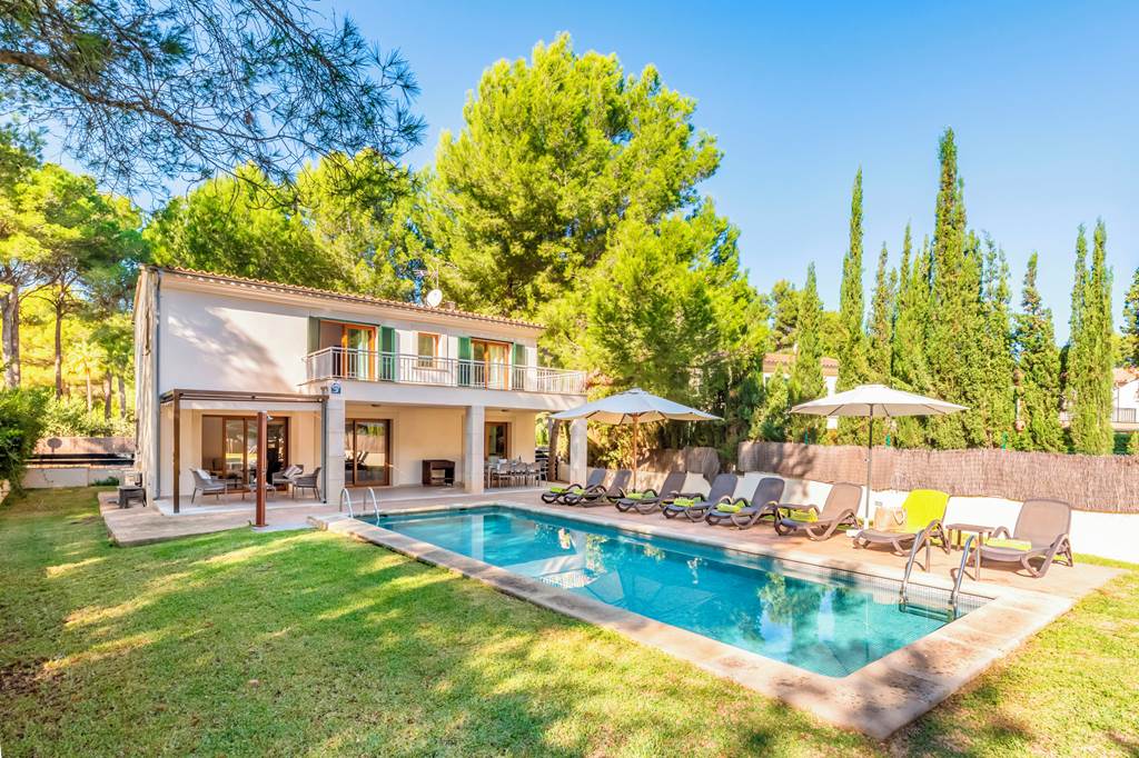 family friendly villa majorca