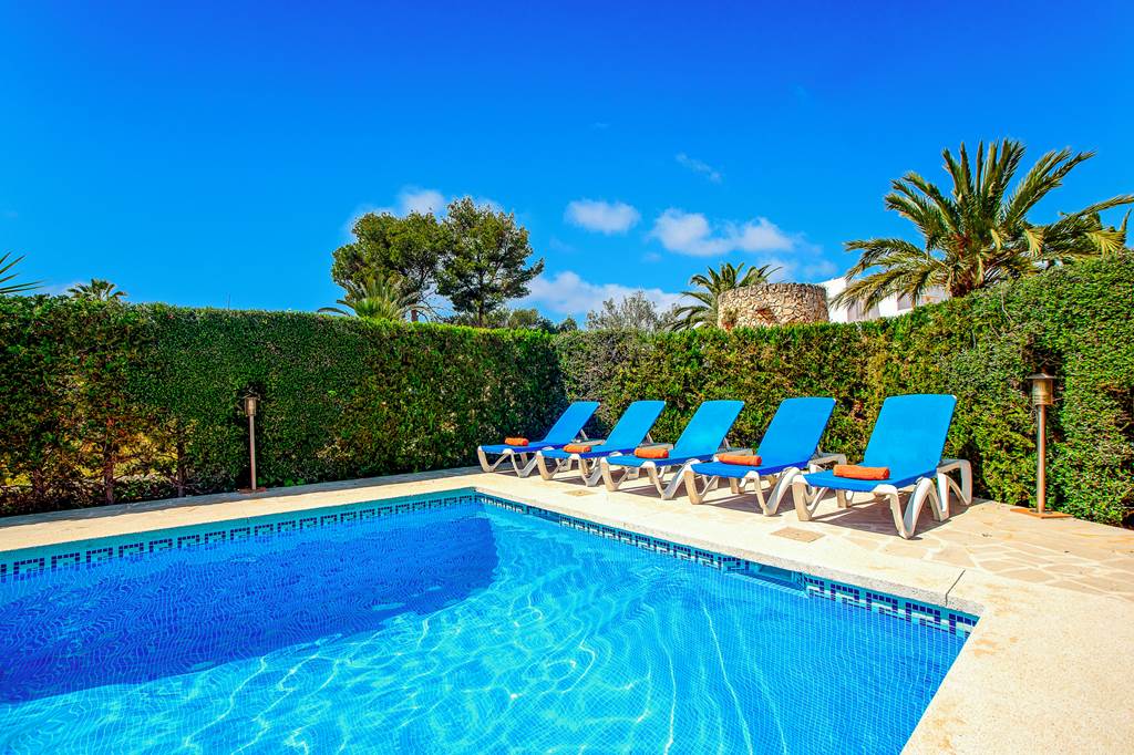 family friendly villa majorca