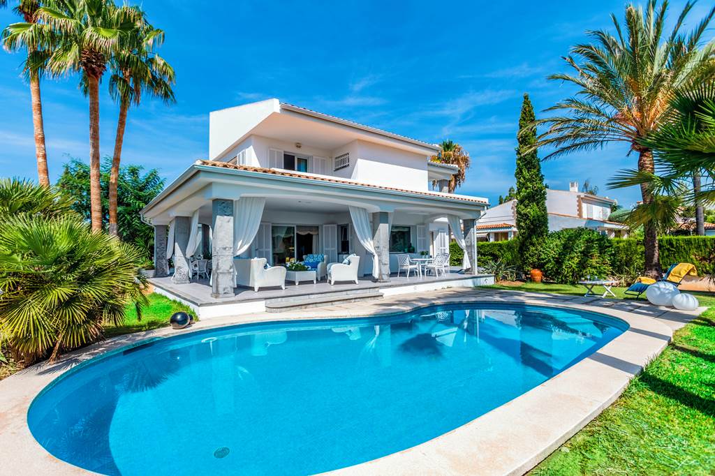 family friendly villa majorca