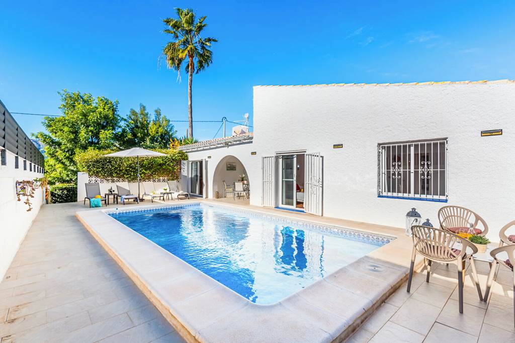 family friendly villa spain